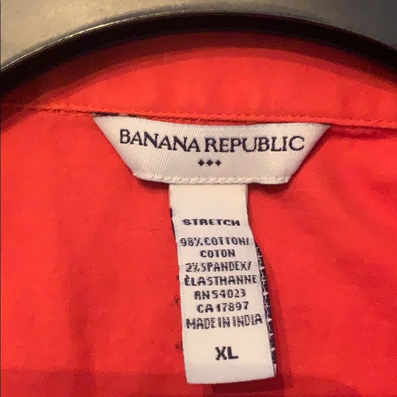 🔥3/$10 XL BananaRepublic orange button blouse - Picture 2 of 6